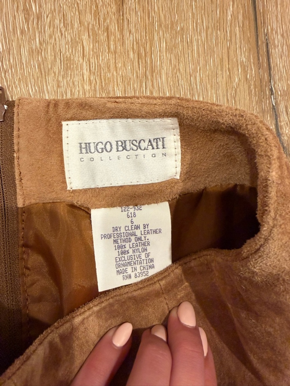 Hugo Buscati Brown Suede Mini Skirt - Picture 4 of 6